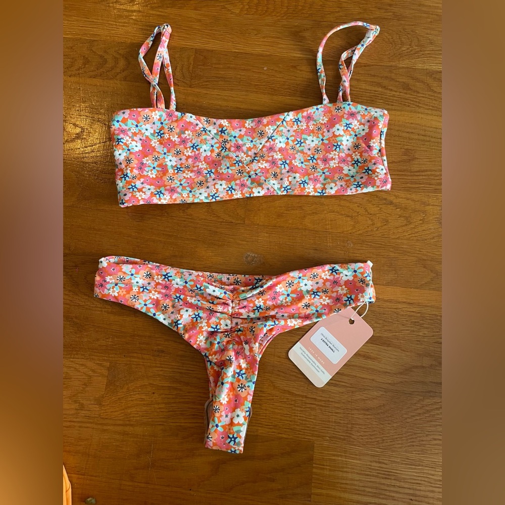Midori Bikini set in Ohia print